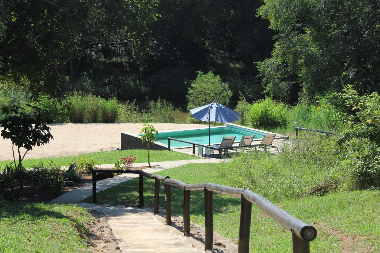 האזיביו Lions Rock Rapids - Luxury Tented Camp מראה חיצוני תמונה
