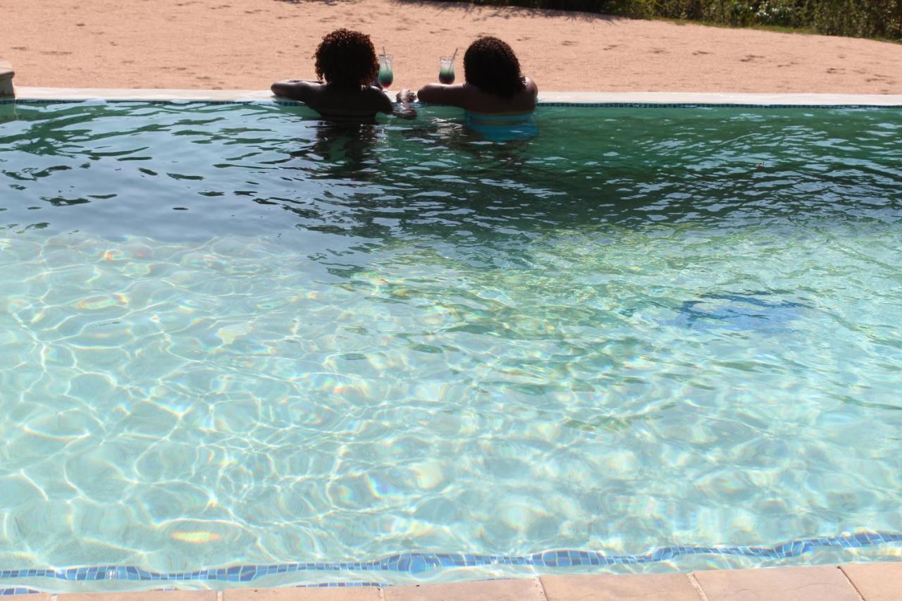 האזיביו Lions Rock Rapids - Luxury Tented Camp מראה חיצוני תמונה