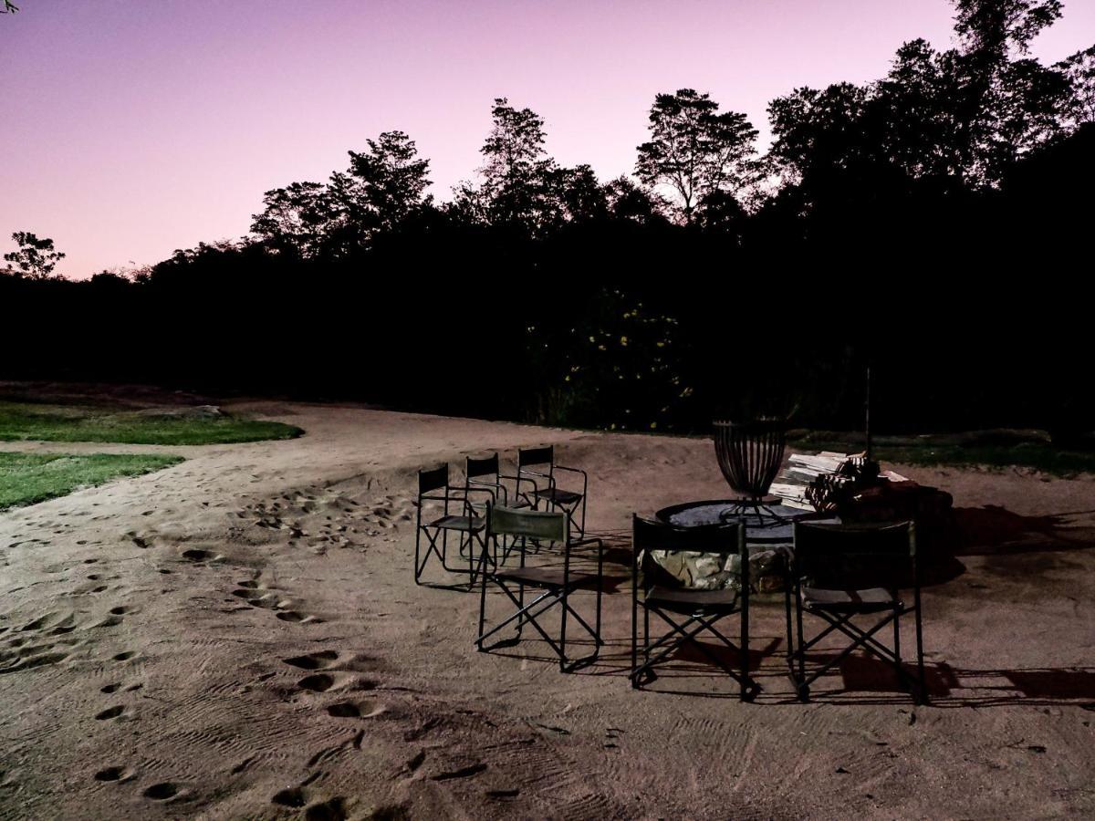 האזיביו Lions Rock Rapids - Luxury Tented Camp מראה חיצוני תמונה