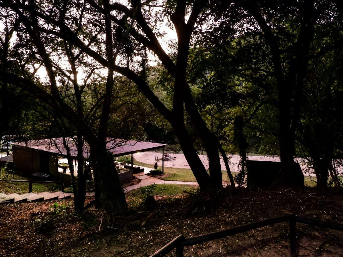 האזיביו Lions Rock Rapids - Luxury Tented Camp מראה חיצוני תמונה