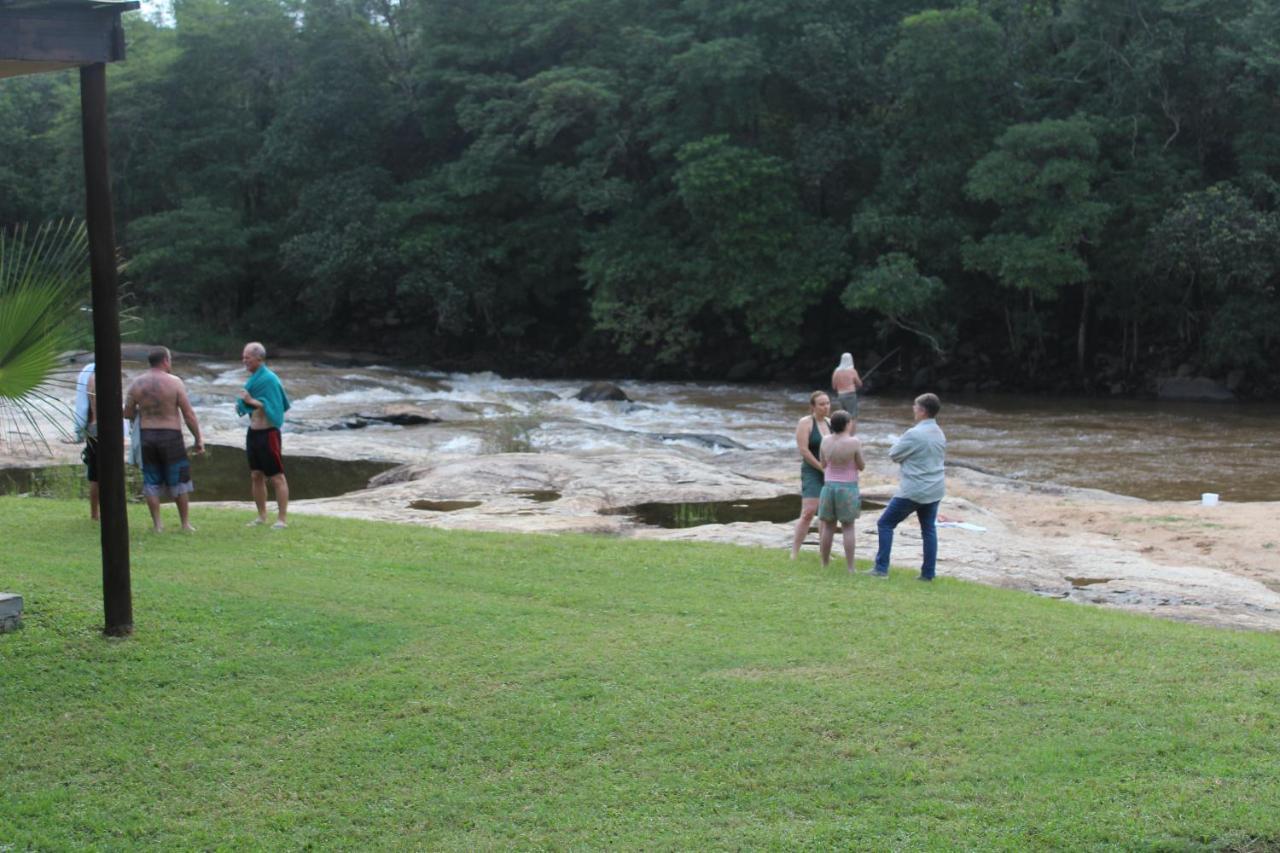 האזיביו Lions Rock Rapids - Luxury Tented Camp מראה חיצוני תמונה